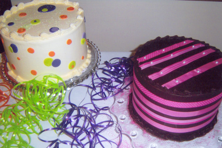 fun_two_cakes.jpg